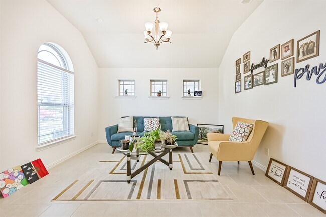 Building Photo - 3033 Broadhaven Dr