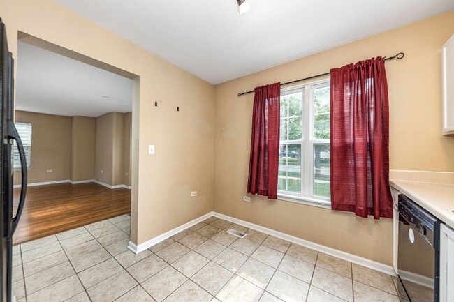 Building Photo - 2211 Waterleaf Ct