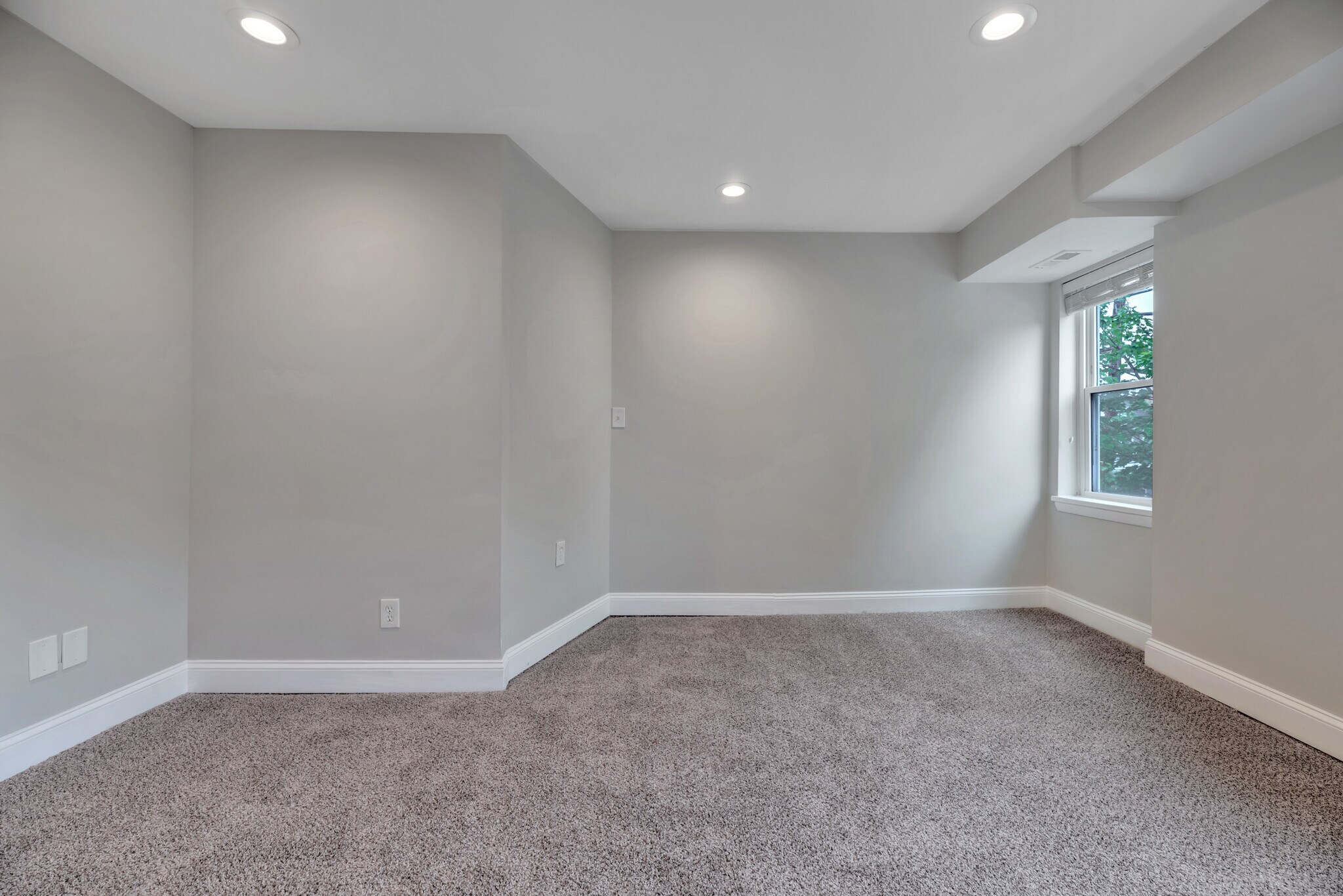 Building Photo - 1679 Montello Ave NE