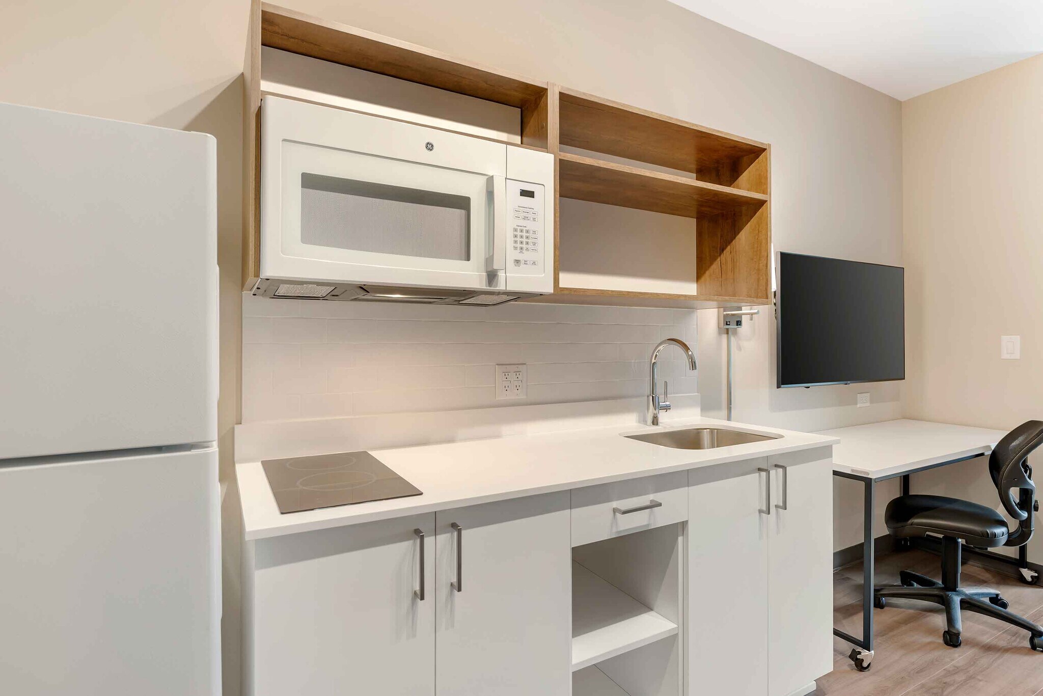 Building Photo - Furnished Studio-Charlottesville