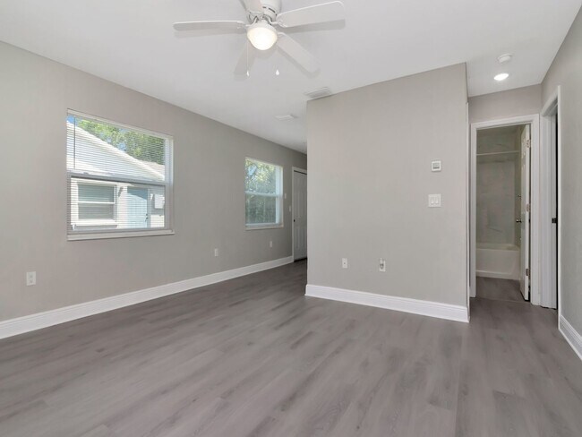 Building Photo - Fully Renovated 3-Bedroom, 2-Bath Rental in Bradenton, FL — $1,895/Month with Pest Control, Trash...