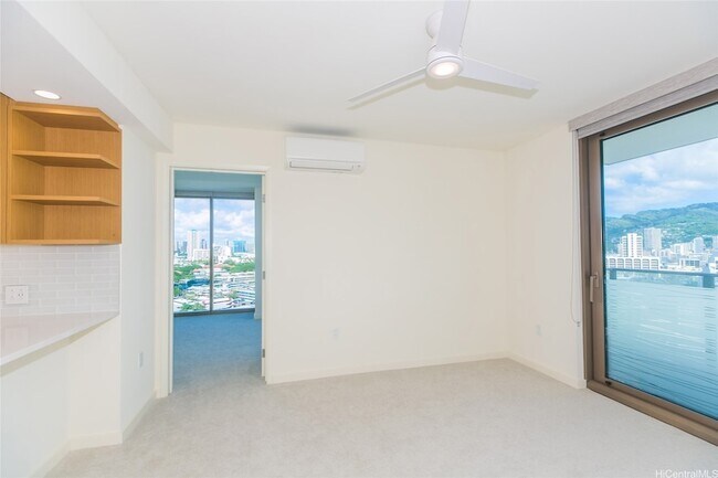 Building Photo - 1388 Kapiolani Blvd