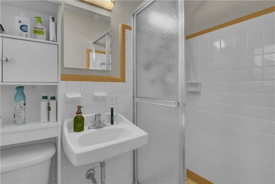 Building Photo - 3155 Hogan Rd SW