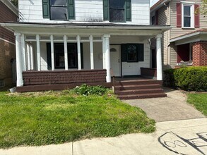 Building Photo - Newly Renovated 4 Bedroom Home