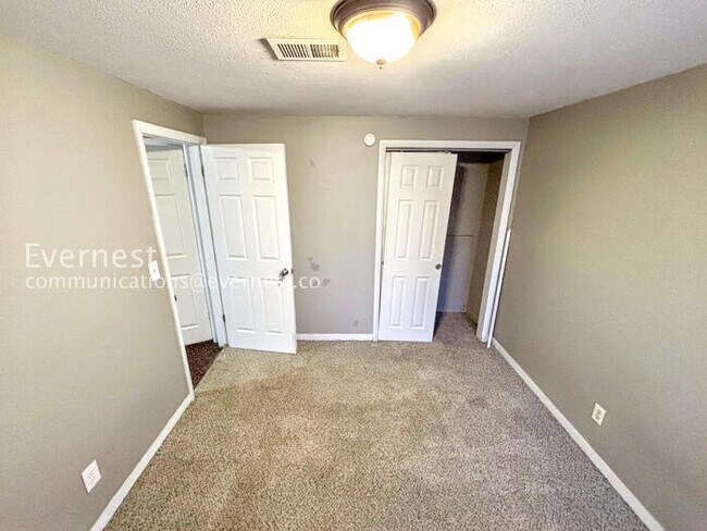 Building Photo - PROMO: Get $500 Off the First Month's Rent!3 Bed, 2 Bath Home with Garage / Available Now!