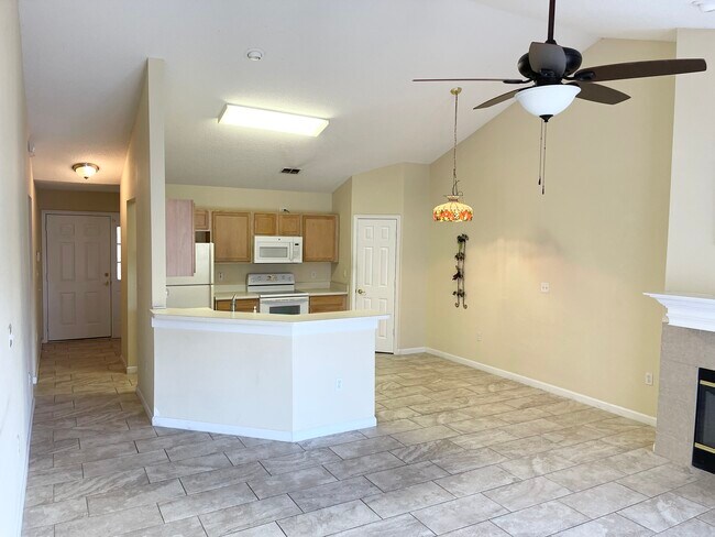 Building Photo - 24 Bunker View Dr
