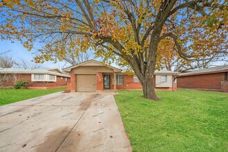 Building Photo - 3029 Dentwood Terrace