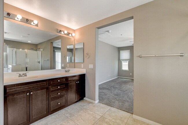Building Photo - 1442 Brushback Ave