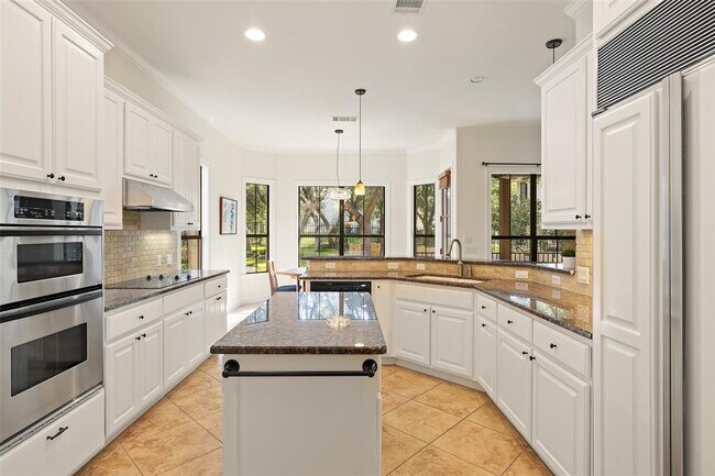 Building Photo - 41 Tiburon Dr