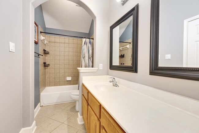 Building Photo - 10616 Big Thicket Dr