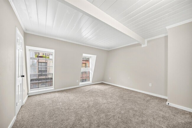 Building Photo - 5328 Brownway St
