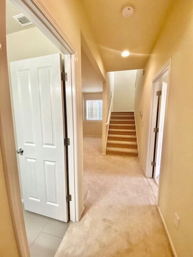 Building Photo - Beautifully Renovated 4 bedroom Home with attached 4 car garage!