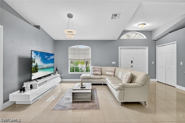 Building Photo - 850 29th St SW