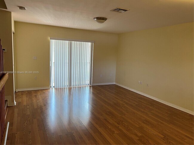 Building Photo - 9908 Hammocks Blvd