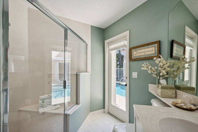 Building Photo - 16481 Riverwind Dr