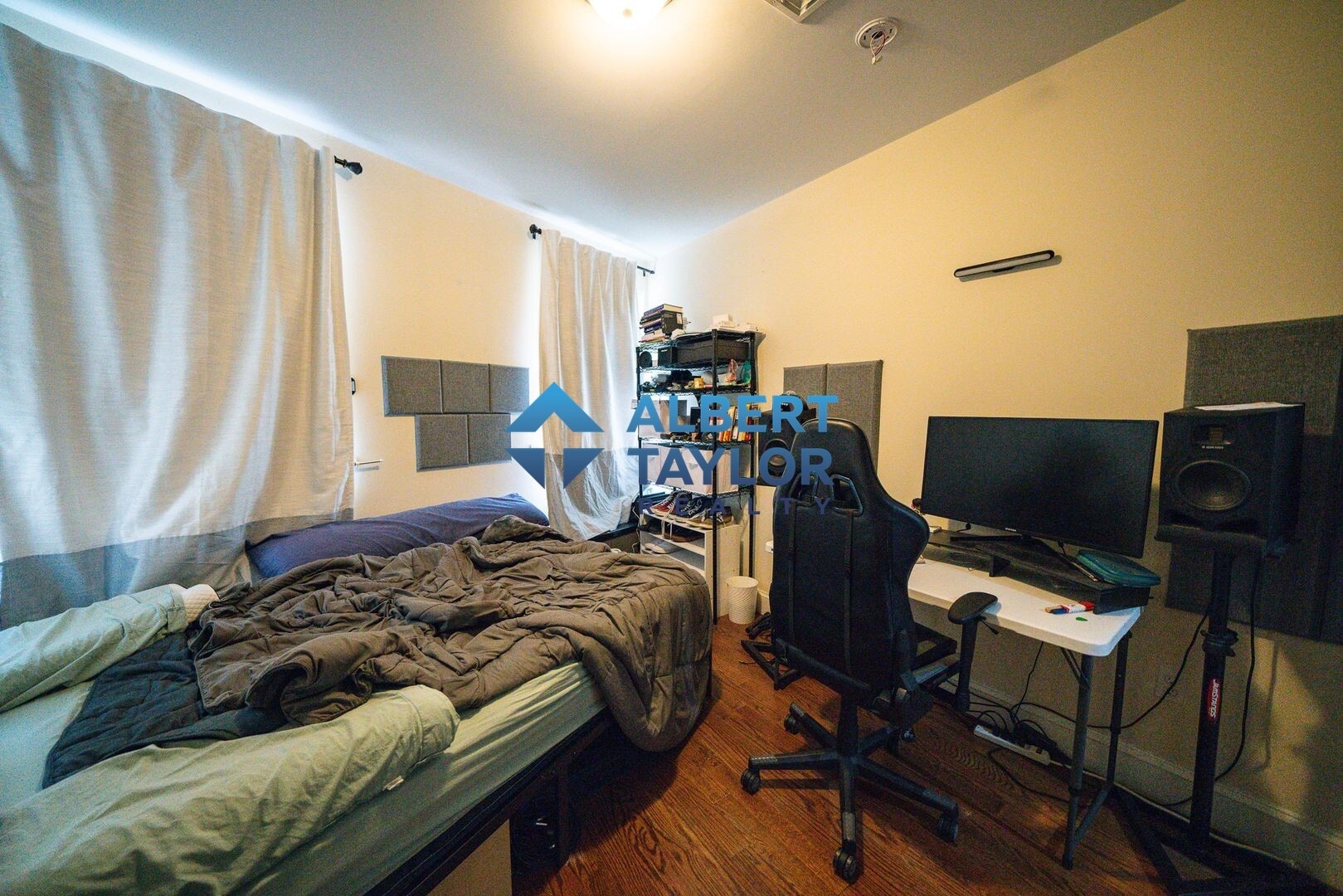 Building Photo - 491 Commonwealth Ave