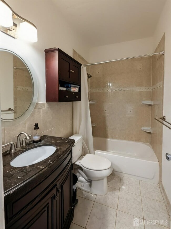 Building Photo - 6071 Cedar Ct