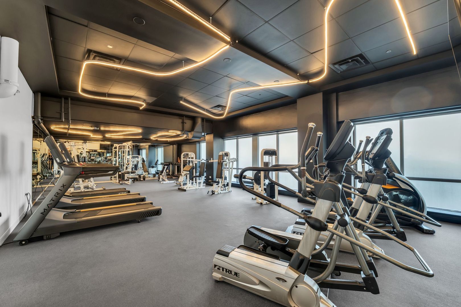 Fitness Room - 933 W Van Buren St