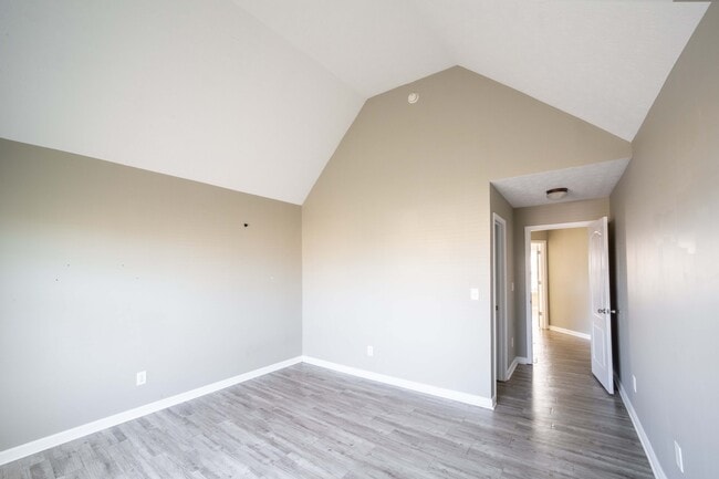 Building Photo - 26 Apache Trail