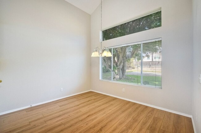 Building Photo - 4636 Doral Ct