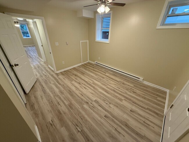 Building Photo - 2537-39 N. Weil St.