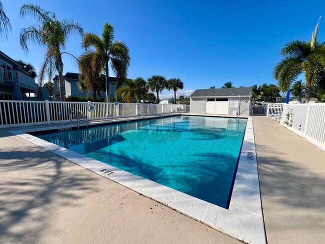 Building Photo - 2486 Harbour Cove Dr