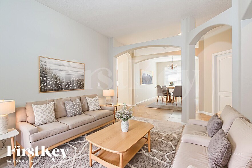 Building Photo - 1981 The Oaks Blvd