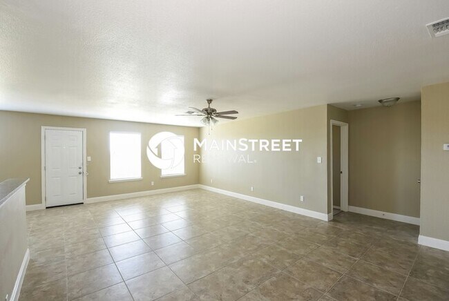 Building Photo - 4 Bedroom Pet-Friendly Home in Converse, T...