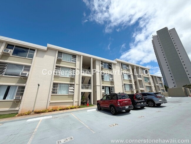 Building Photo - 98-1030-1030 Moanalua Rd