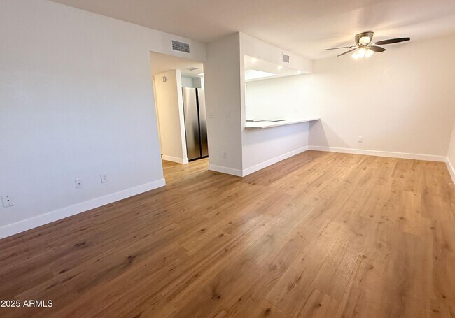 Building Photo - 18202 N Cave Creek Rd