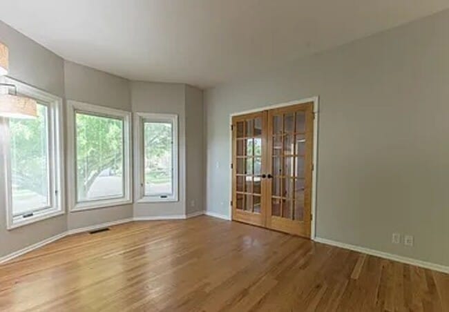 Building Photo - 1723 N 171st St