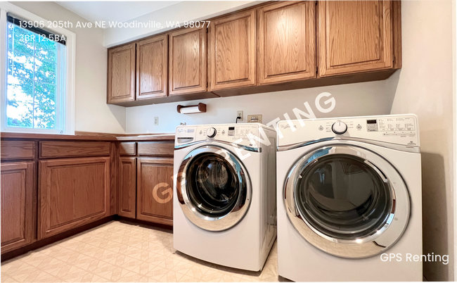 Building Photo - 13906 205th Ave NE