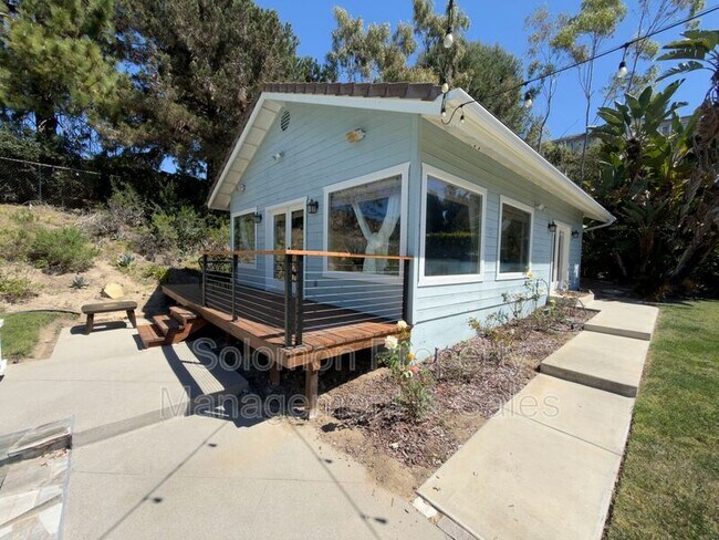 Building Photo - 2840 Esturion Pl