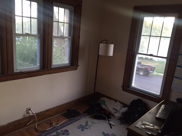 Building Photo - 600 Ulster St