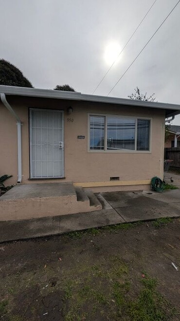 Building Photo - 950 Folsom Ave