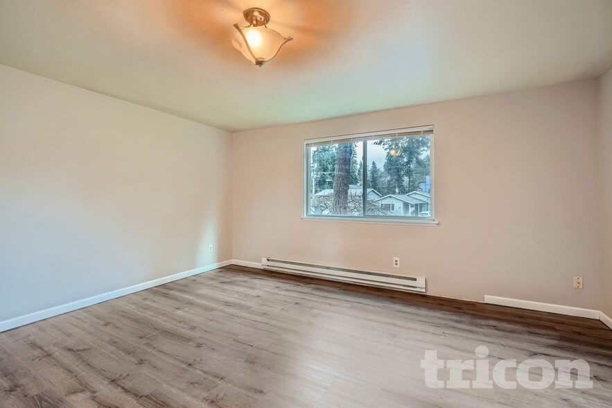 Building Photo - 2914 Forest Rim Ct S