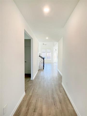 Building Photo - 14625 Little Water Dr