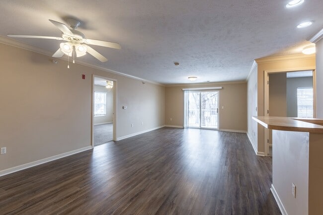 Floorplan - Square 131 - 4880 - 12 Plex