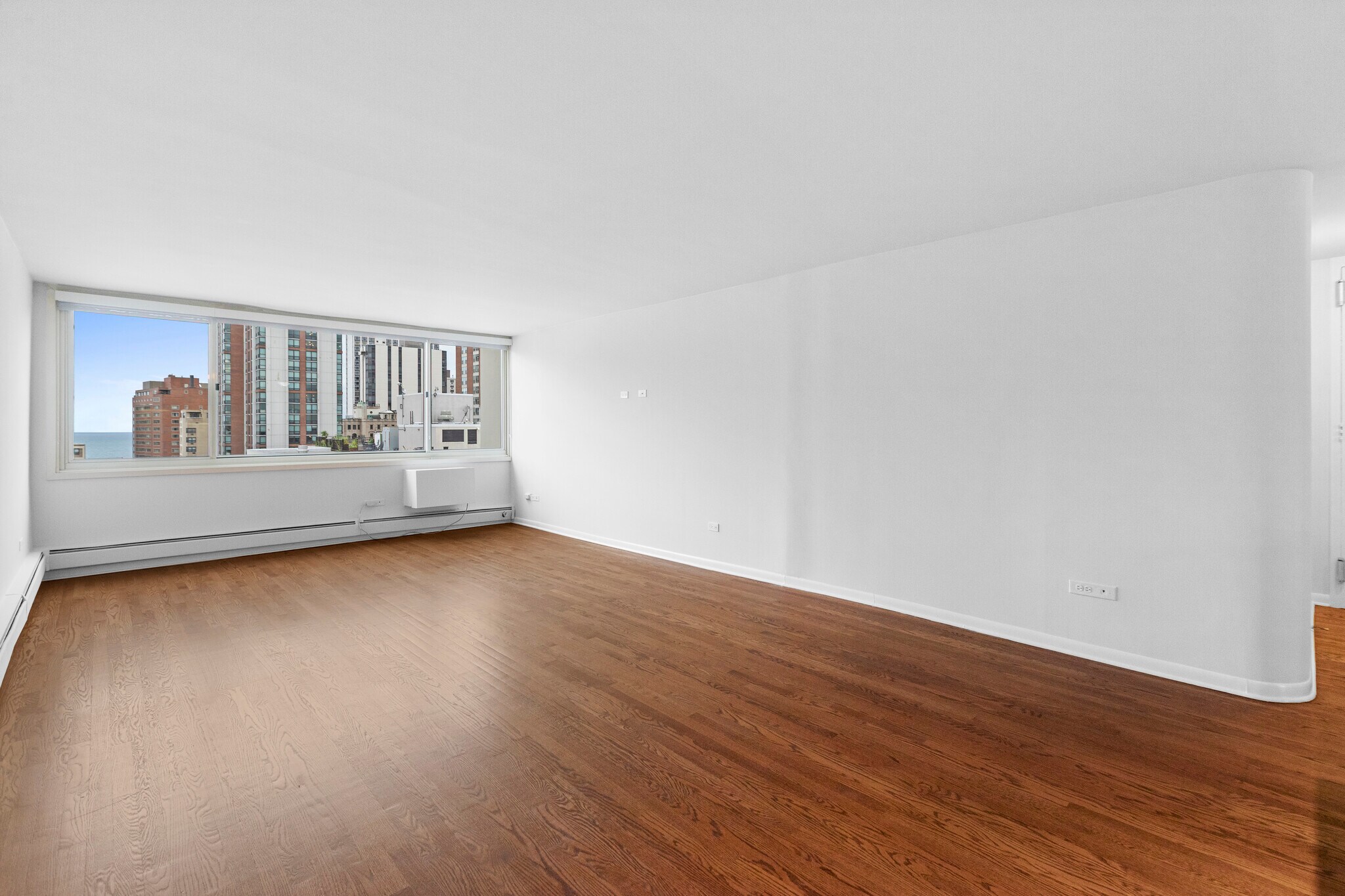 Building Photo - 1344 N Dearborn St