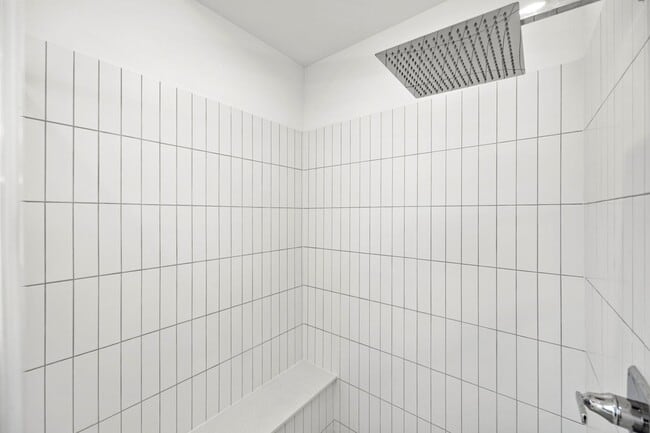 Building Photo - 1540 W Tidwell Rd