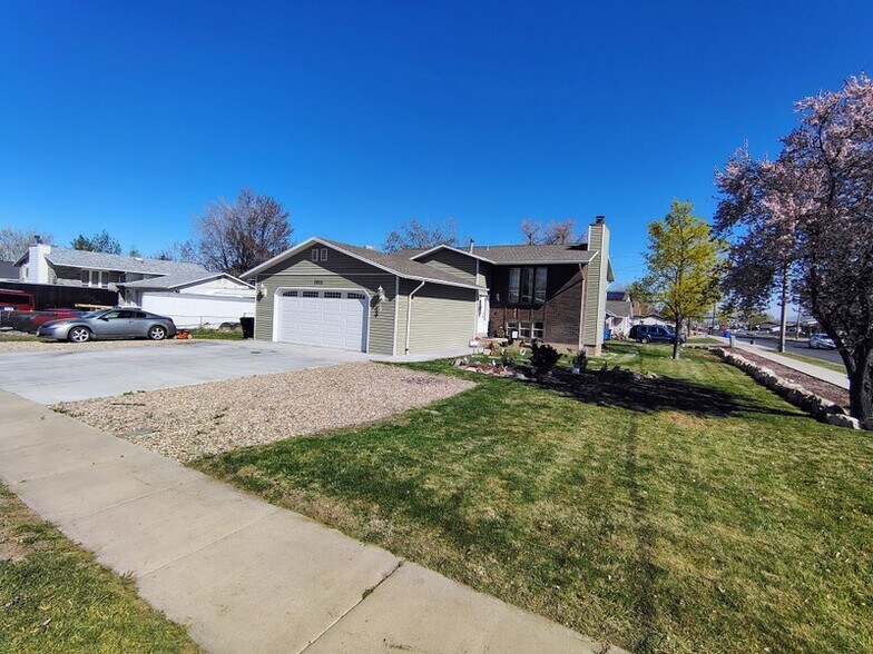 Building Photo - 3016 W 1050 N