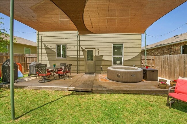 Building Photo - 9505 Southwick Dr