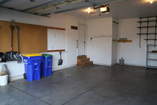 Building Photo - 1160 Winchester Ln