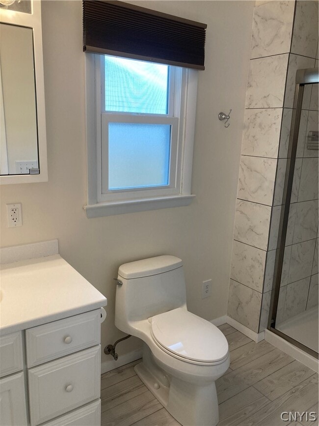 Building Photo - 449 Bugbee Dr