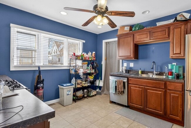 Building Photo - 43 Prescott St