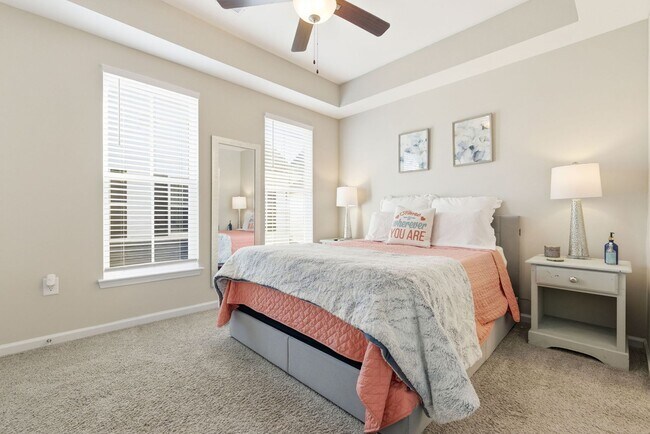 Building Photo - The Cottages at St James Square