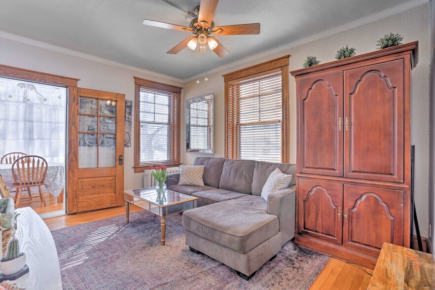 Building Photo - 1401 Fillmore St