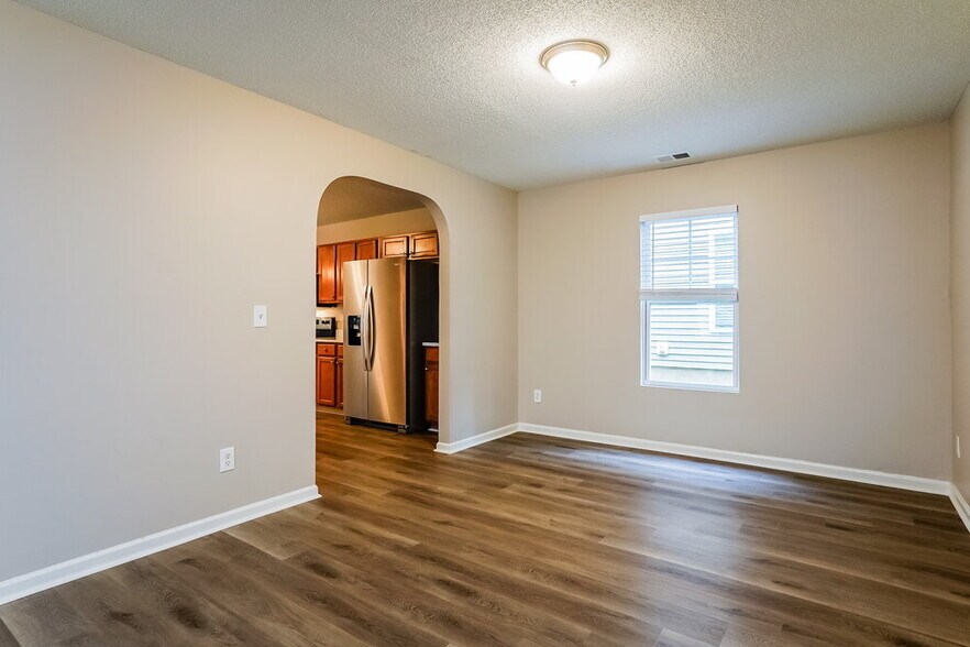 Building Photo - 189 Brookhaven Dr