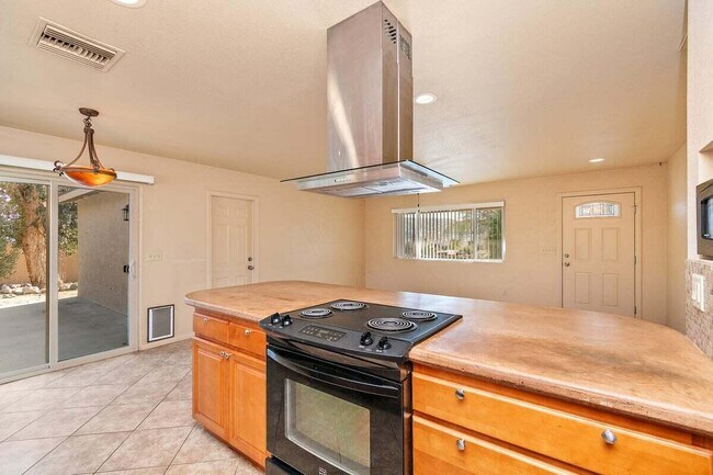 Building Photo - 49434 Mojave Dr