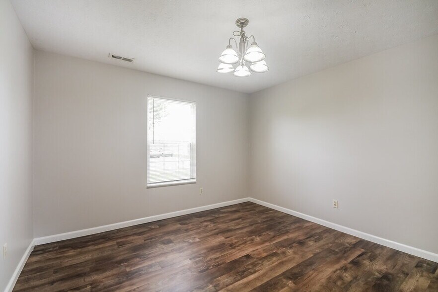Building Photo - 12403 Titans Dr